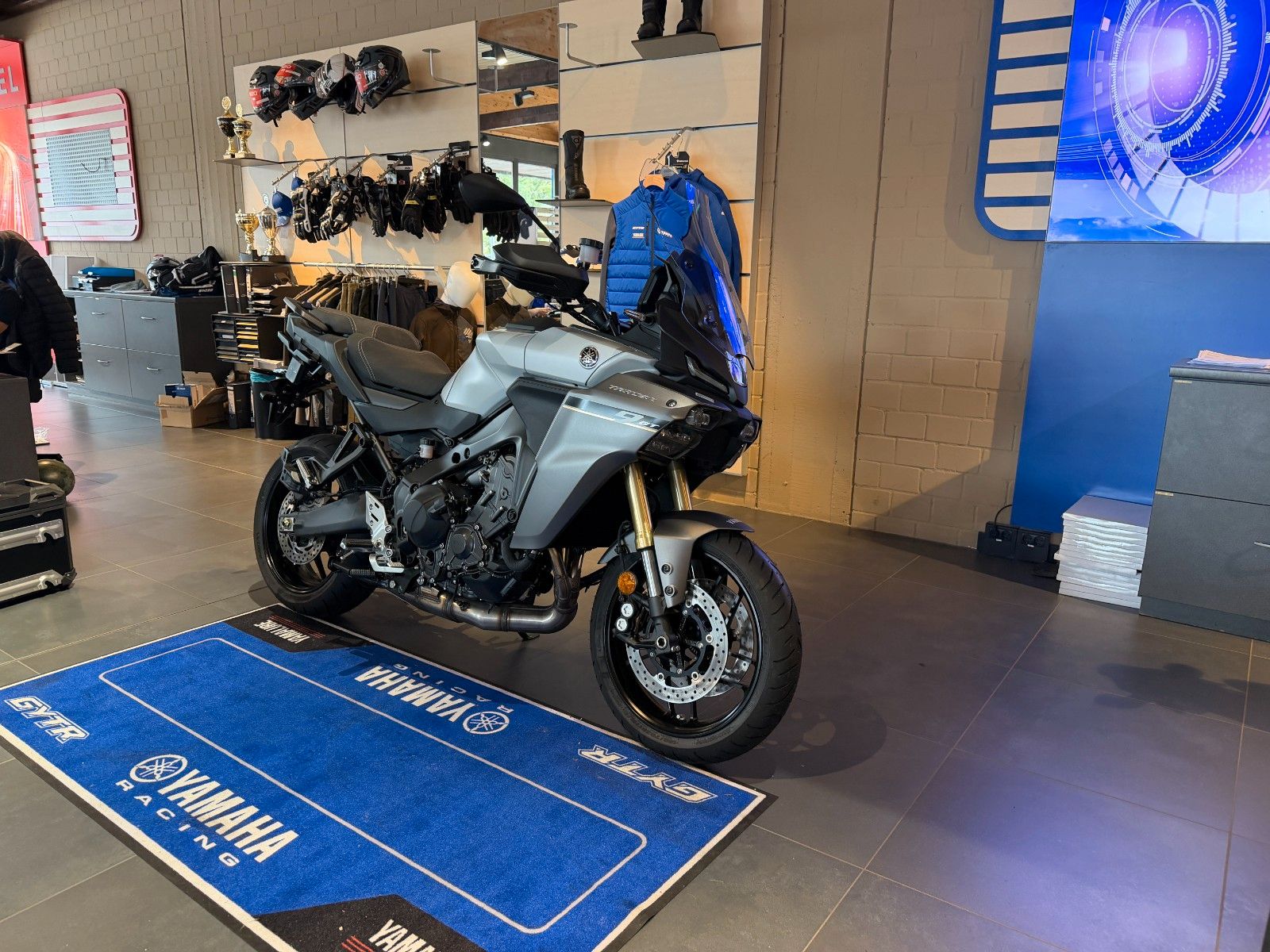 Fahrzeugabbildung Yamaha Tracer 9 GT Herbst Deals