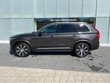 Volvo XC90 B5 Ultimate Bright B&W Pano Massage AHK - gebrauchte Volvo XC90 aus dem Jahr 2023