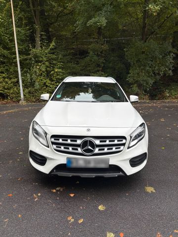 MERCEDES-BENZ Mercedes gla180