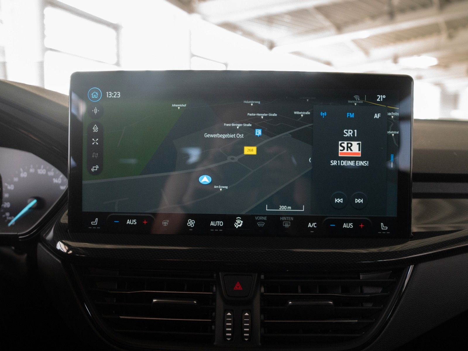 Fahrzeugabbildung Ford Focus Turnier ST-Line AUTOM./WINTER-P./AHK