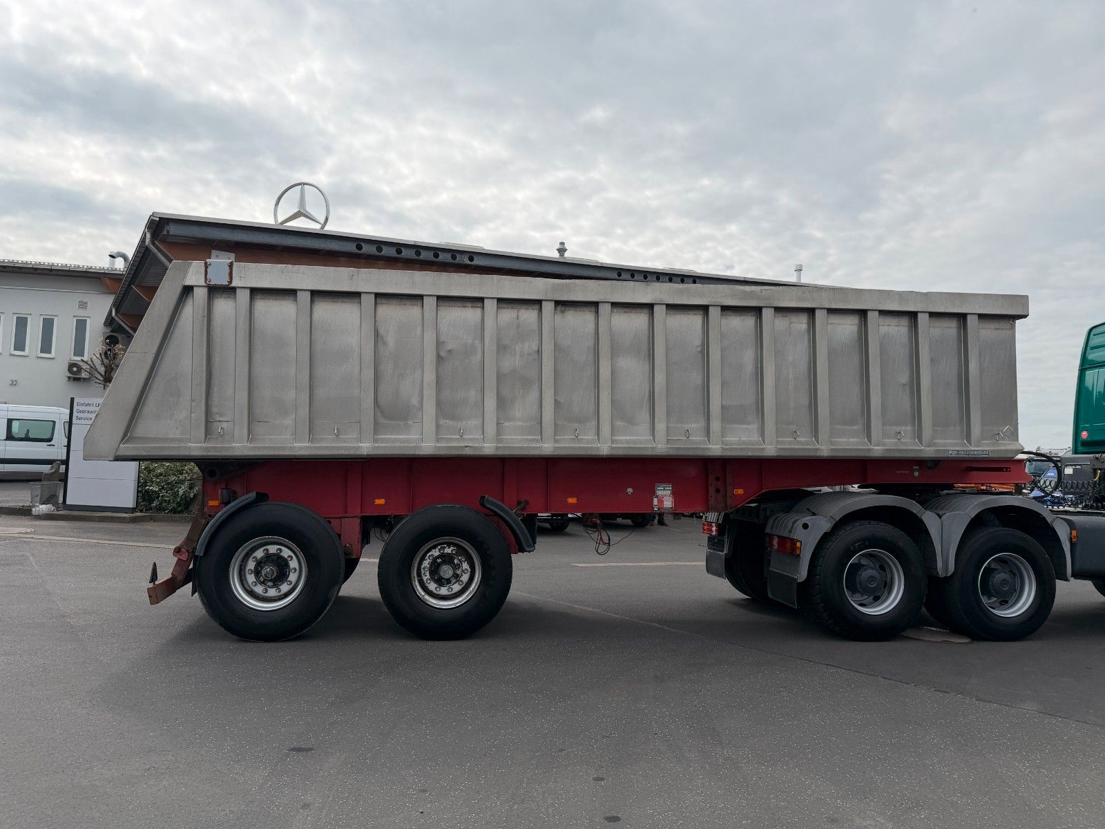 Fahrzeugabbildung Andere SDC Trailers LTD SDC 30/2 Liftachse BPW