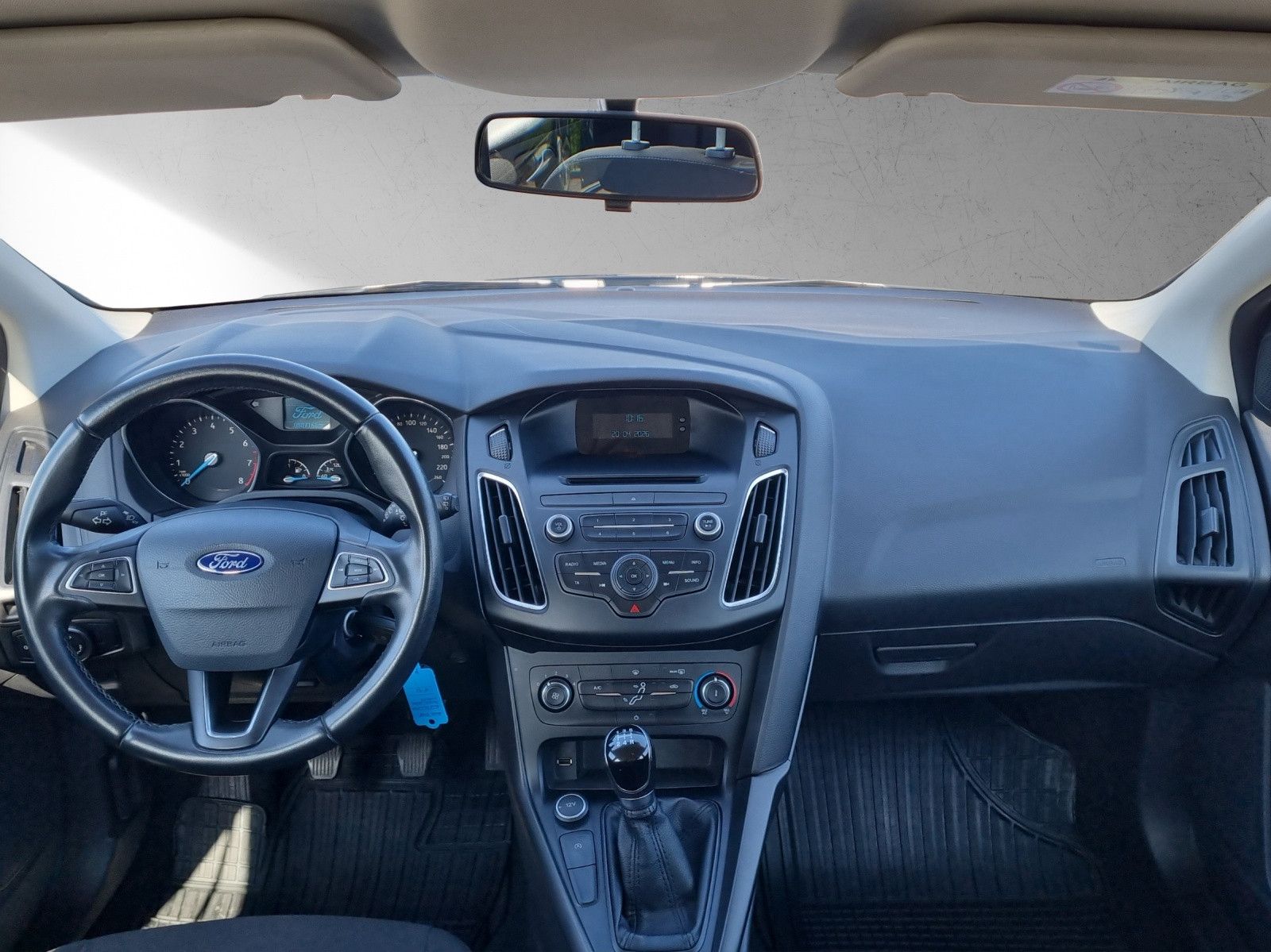 Fahrzeugabbildung Ford Focus Turnier Trend 1,0 Klima el. FH