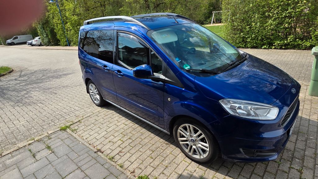 Image of Ford Tourneo Courier