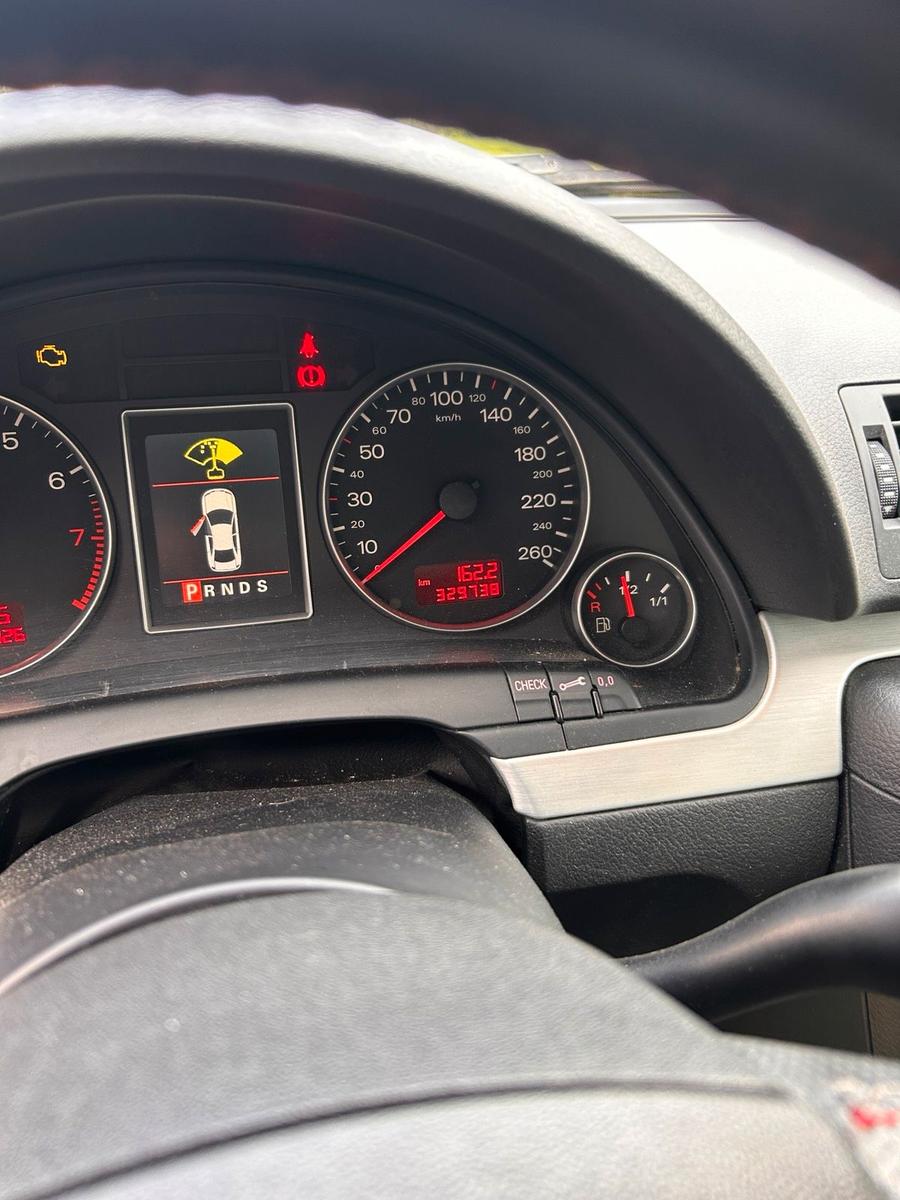 Audi A4 2006 — photo 8