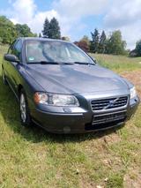 Volvo S60 2.4 Momentum 2.Hd TÜV 04/27