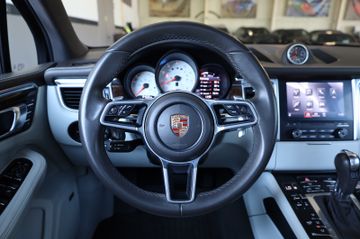 Porsche Macan - 11