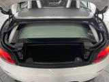 BMW Z4 Roadster 20i sDrive M-Paket, 1.Hand, Leder - BMW Z4 mit Benzin-Antrieb: Weiß