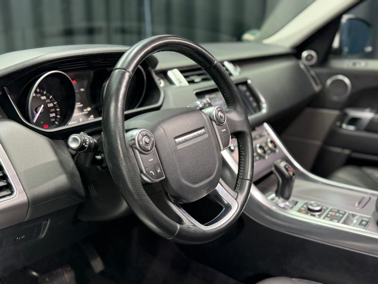 Fahrzeugabbildung Land Rover Range Rover Sport HSE Dynamic|AHK|PANO
