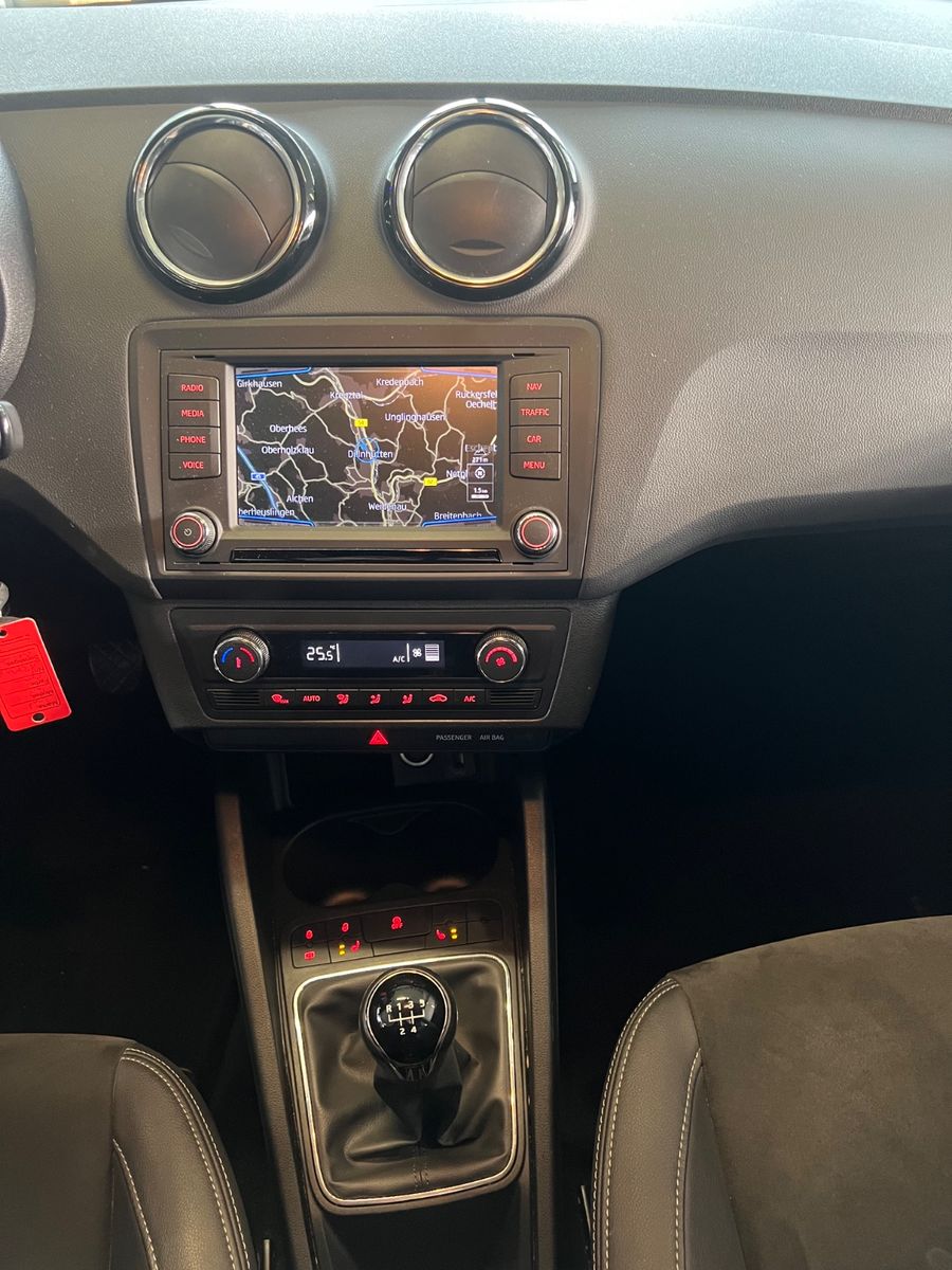 Fahrzeugabbildung SEAT Ibiza Style 1.4 TDI*NAVI*ALCANTARA*PANORAMADACH*