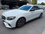 Mercedes-Benz Mercedes E Klasse 220d  w213 - Mercedes-Benz E-Class: W213