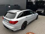 Mercedes-Benz C 63 S AMG CARBON Head Up Burmester Performance - silberne Mercedes-Benz C 63 AMG