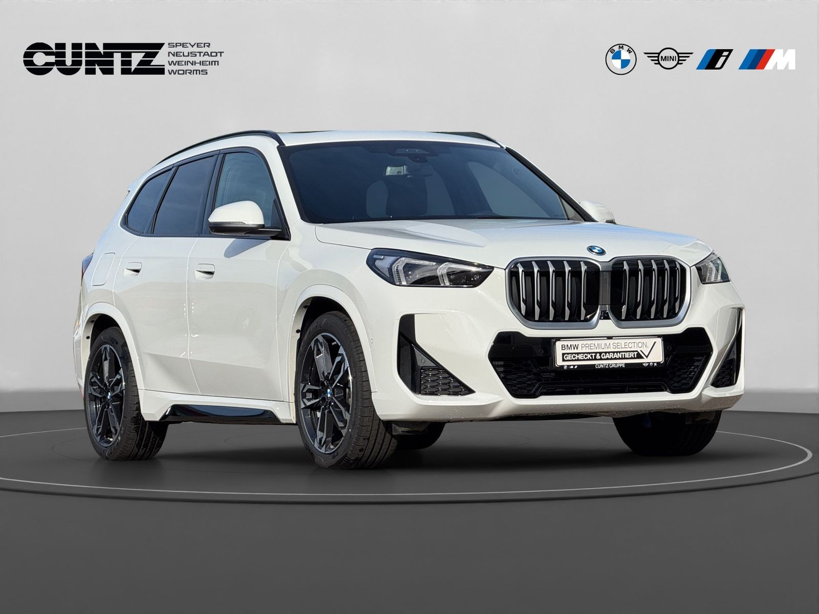 BMW X1 xDrive30e 1.000,- Zubehör Gutschein M Paket P foto 4