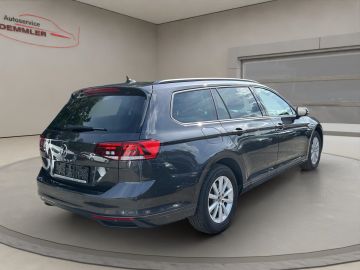 Volkswagen Passat - 5