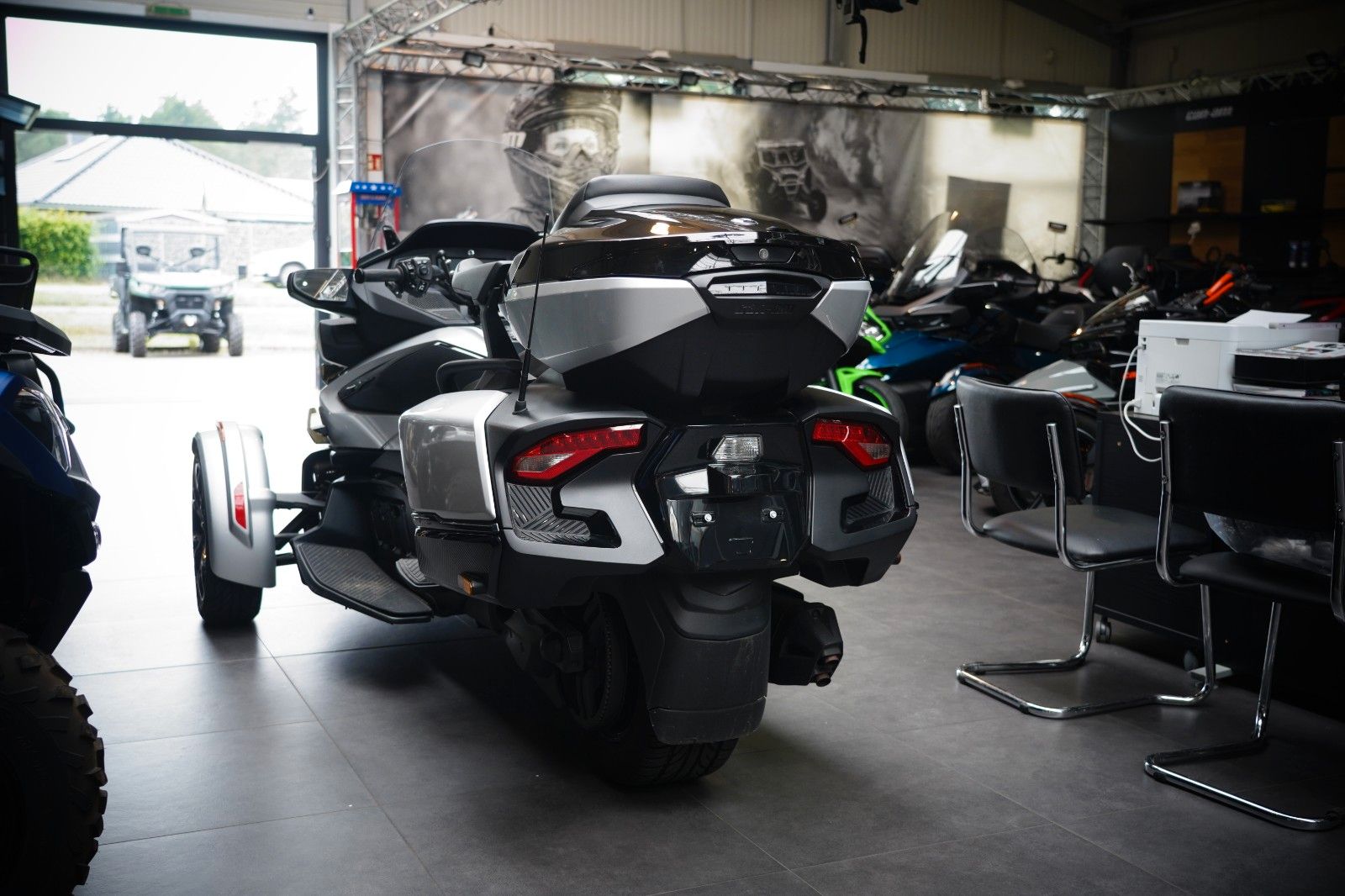 Fahrzeugabbildung Can Am Spyder RT LTD mit Armlehnen