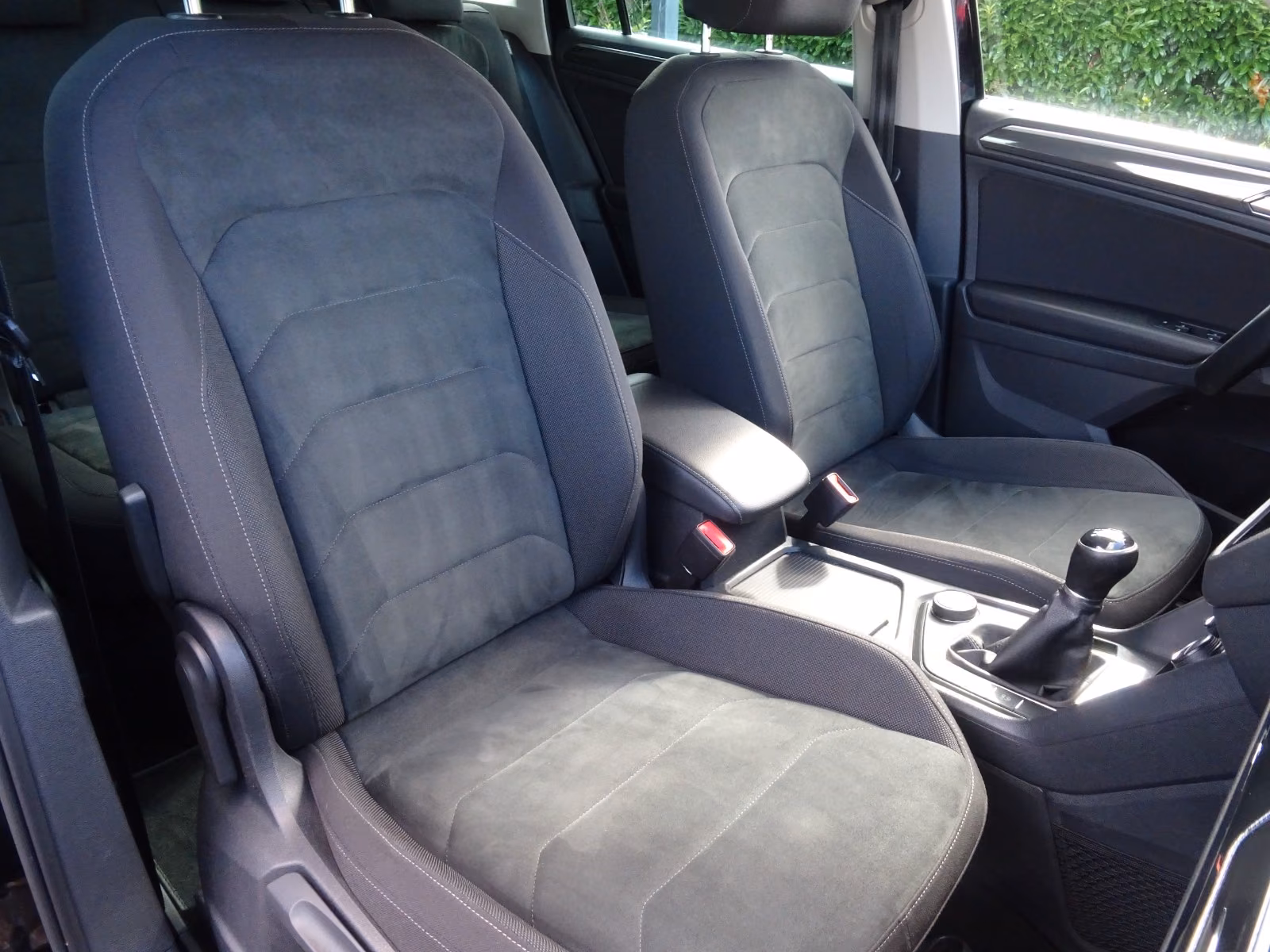 Volkswagen Tiguan Highline 4Motion LED NAVI PANO PDC ACC