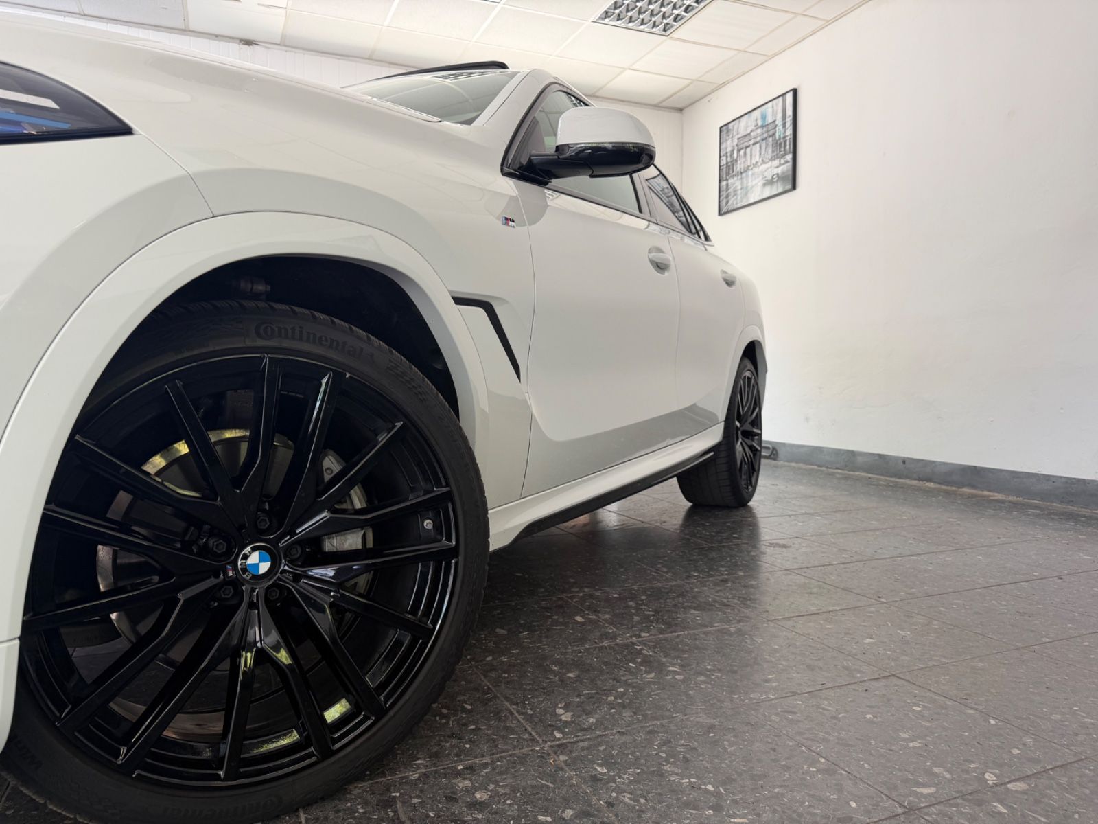 BMW X6 30d M-SPORT PANO HUD H&K 360°  ICONIC CARBON imagem 3