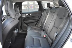 Fahrzeugabbildung Volvo XC60 B5 D AWD Ultimate Dark*STDHZG*360°*ACC*AHK