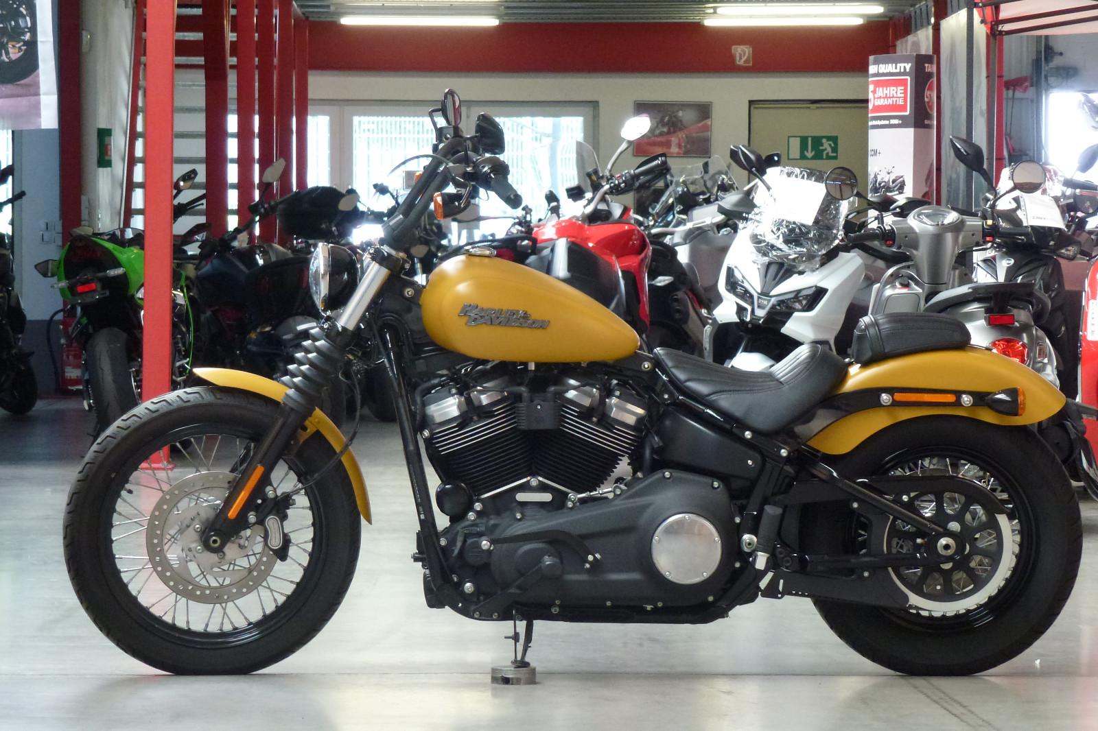 Harley-Davidson Softail Street Bob FXBB