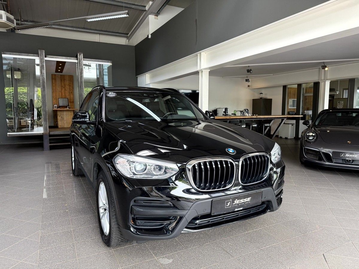 BMW X3  20d xDrive Advantage LED Navi RCAM AHK  foto 3