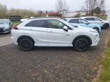 Mitsubishi Eclipse Cross 2.4 PLUG-IN HYBRID 4WD Top - Mitsubishi Eclipse Cross Top mit Hybrid-Antrieb (Benzin/Elektro)