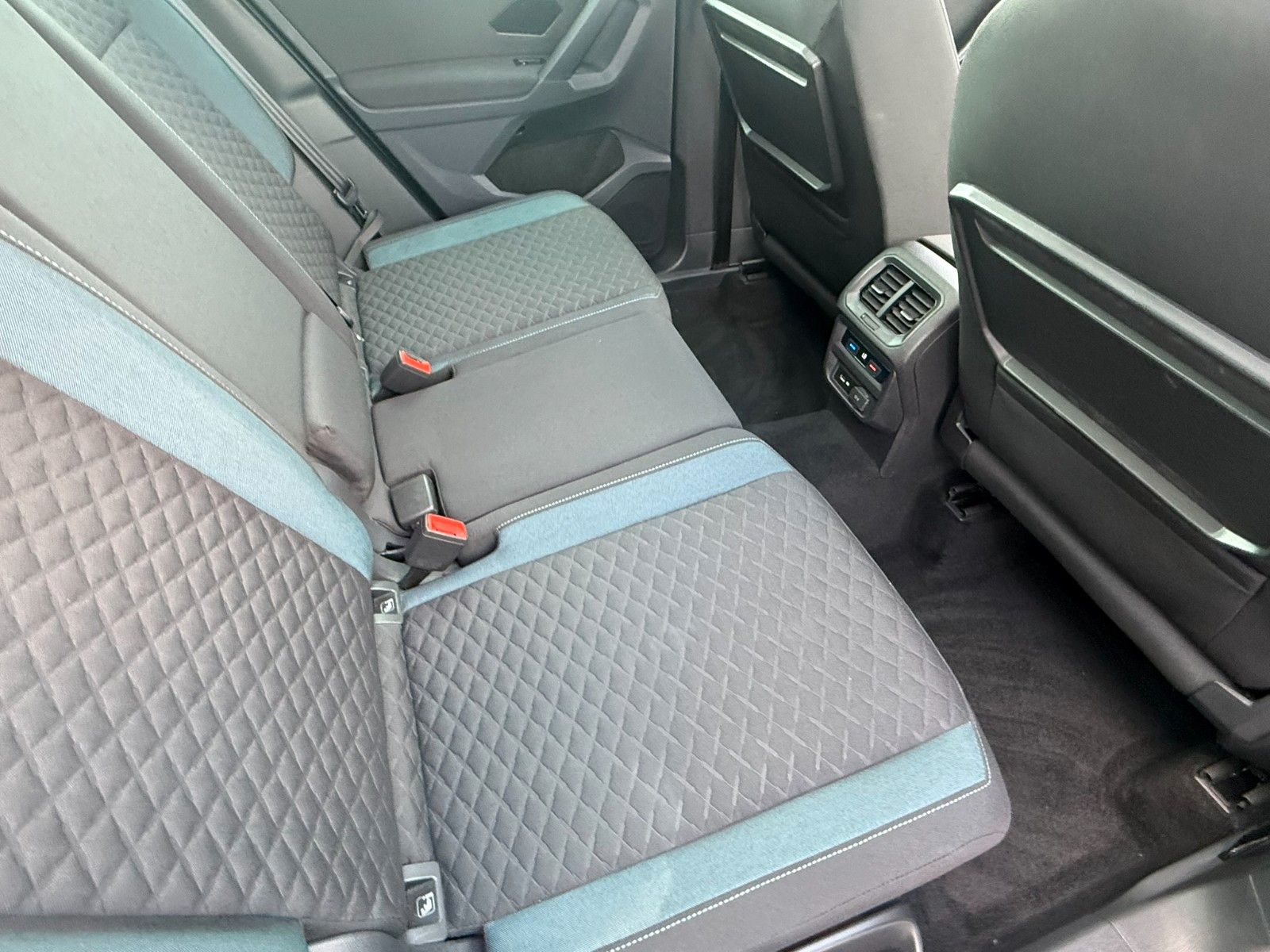 Fahrzeugabbildung Volkswagen Tiguan IQ.DRIVE Start-Stopp