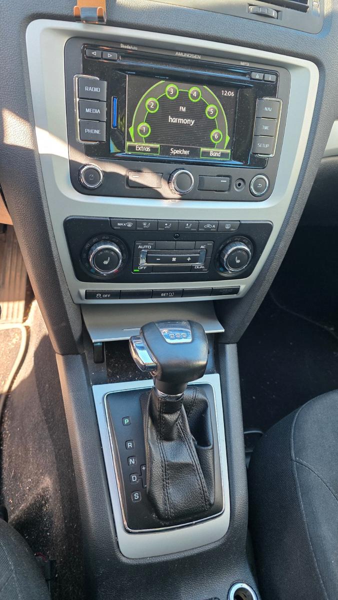 Skoda Octavia 2011 — photo 7