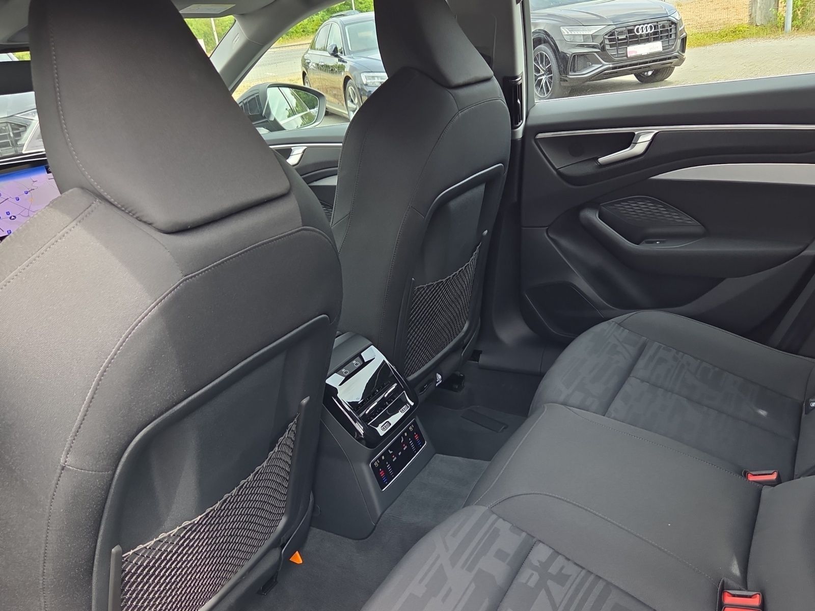 Audi A6 - Bild 15
