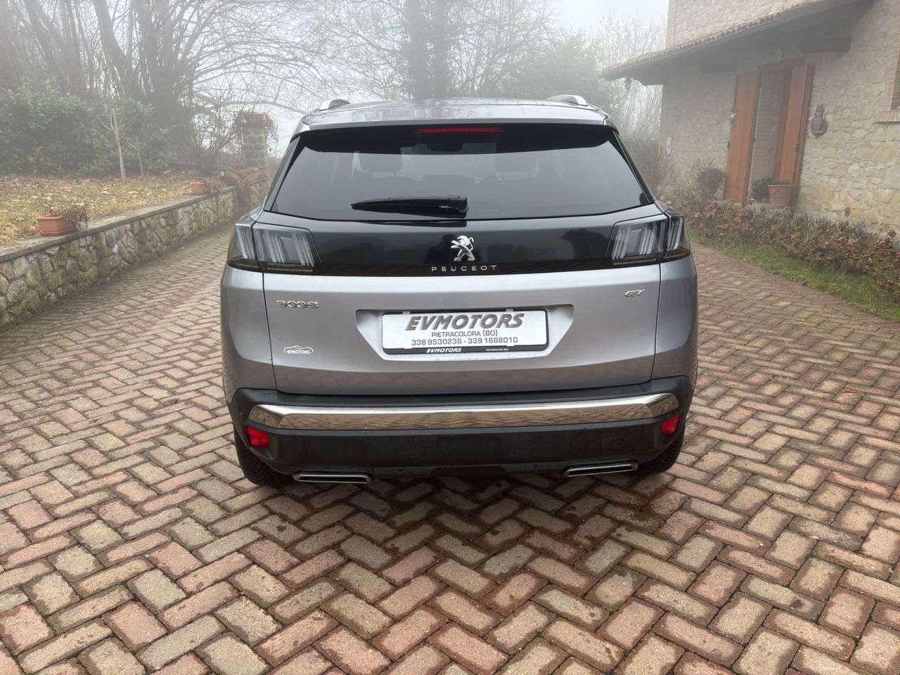 Peugeot 3008 PureTech Turbo 130 S&S EAT8 GT - 05 imagem 3