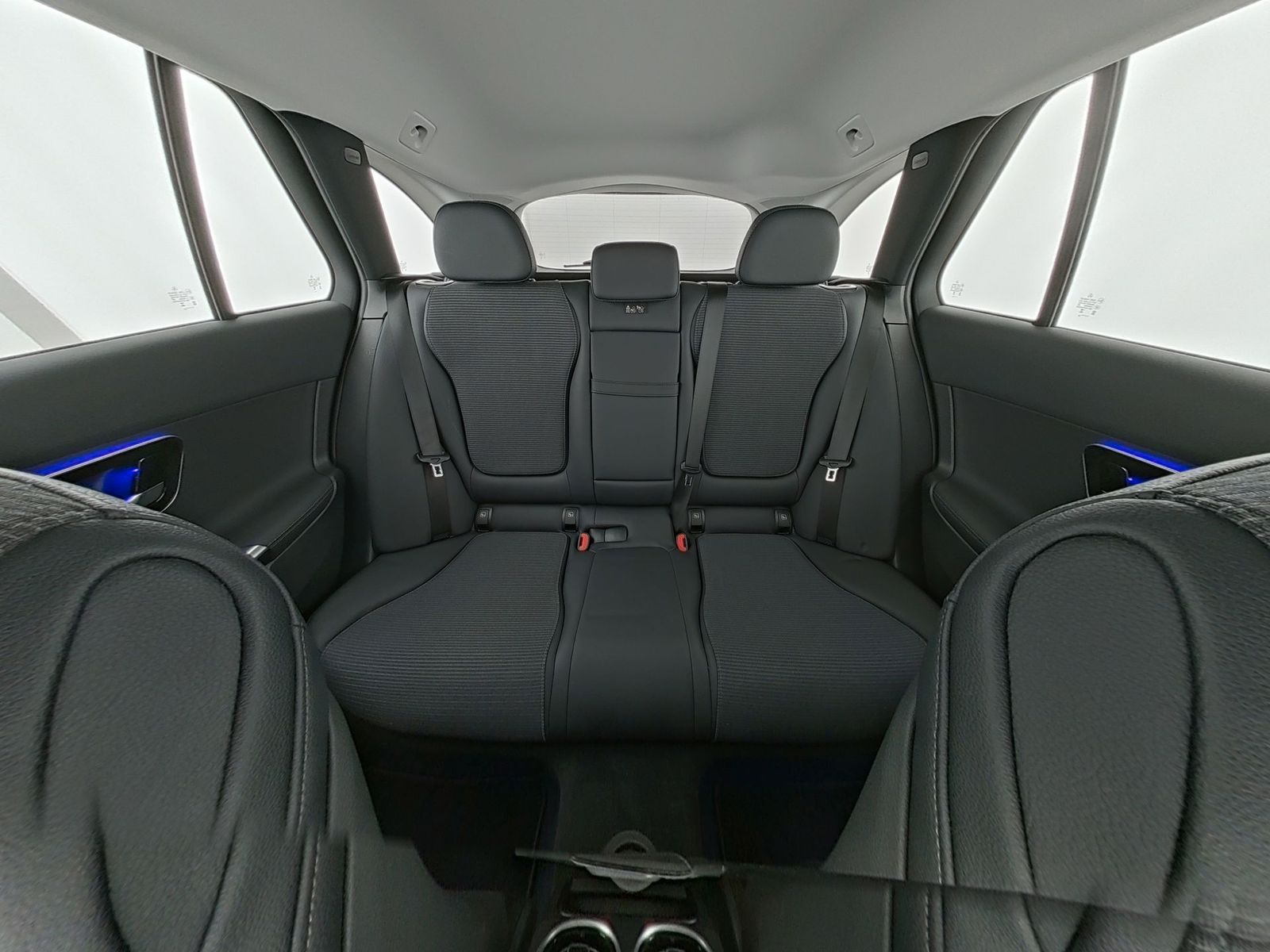 Mercedes-Benz C 200 - Bild 17