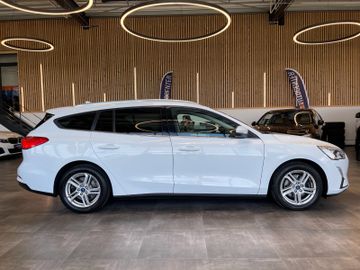 Ford Focus Turnier Cool & Connect *NAVI*KAM*PDC*TEMP*