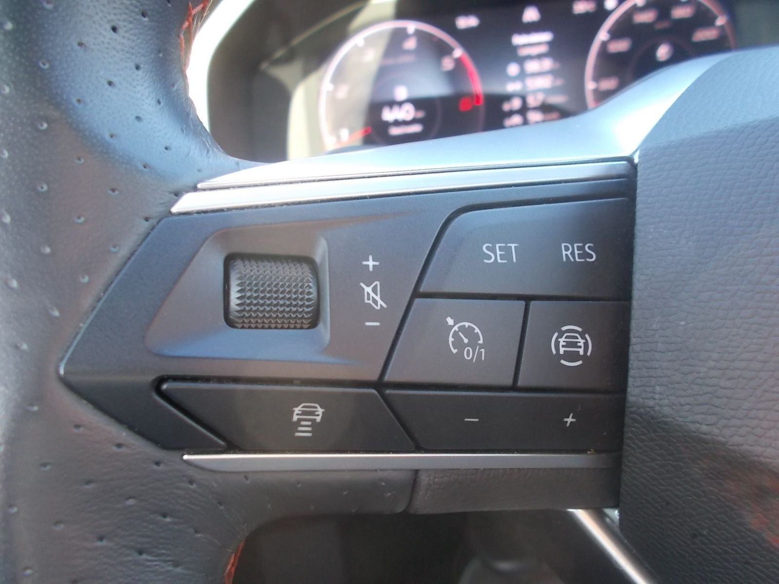 Fahrzeugabbildung SEAT Leon Sportstourer FR 2.0 TDI DSG