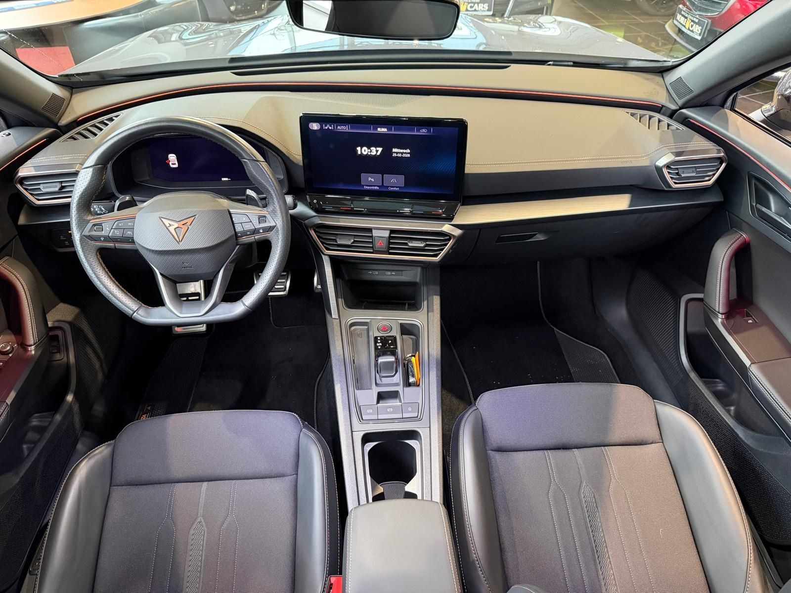 Fahrzeugabbildung CUPRA Formentor VZ e-Hybrid PANO LED NAV SHZ 19"