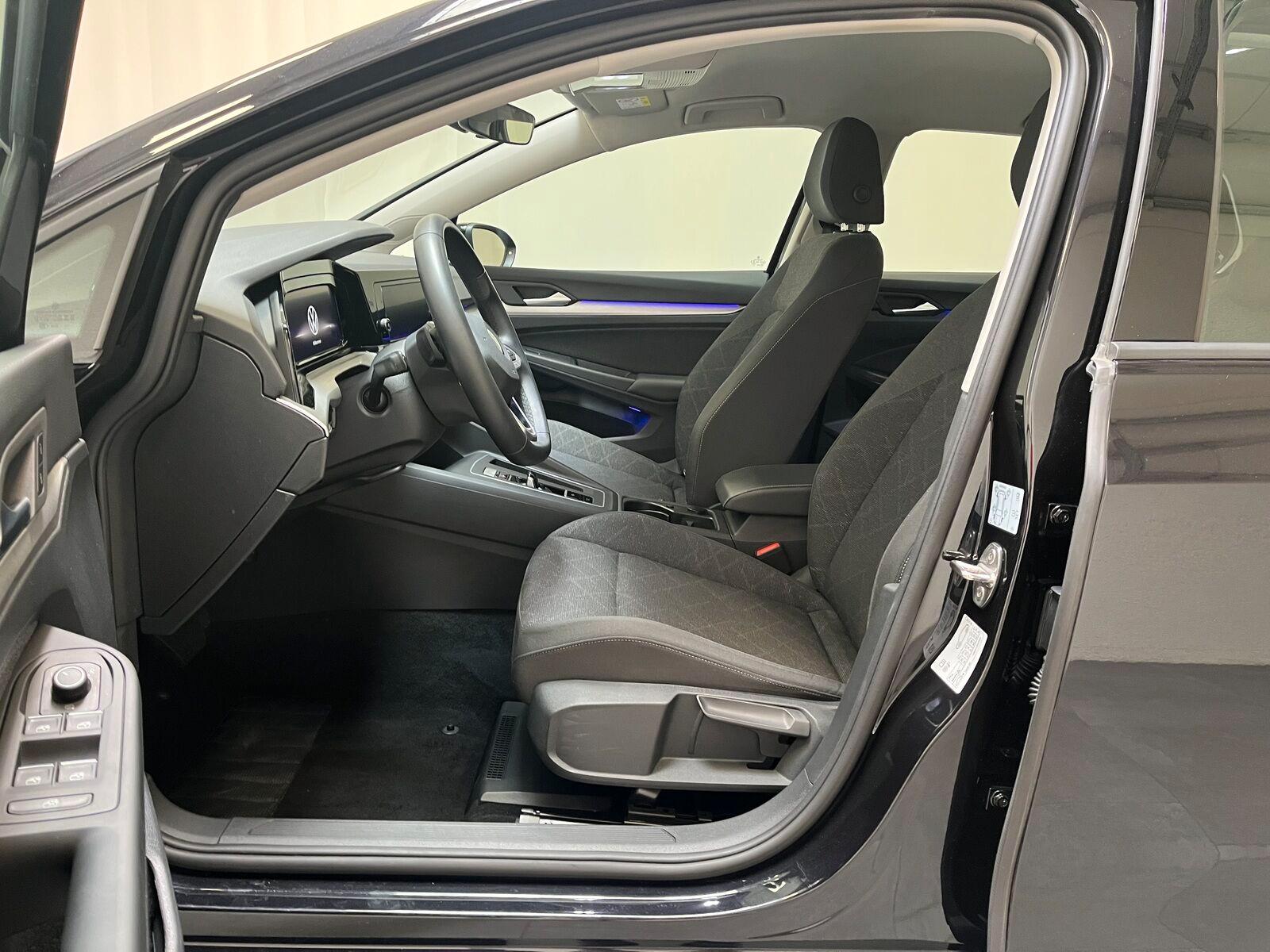 Volkswagen Golf VIII 1.0 eTSI Life Sitzhzg. LED Lenkrhzg., миниатюра 7