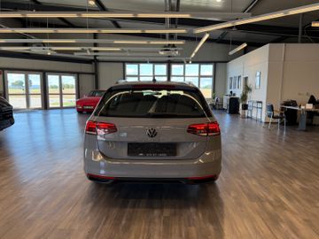 Volkswagen Passat Variant - 6