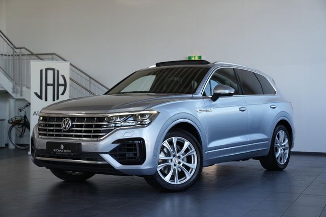 VW Touareg R-Line 4Motion *AUT*NAV*PANO*AHK*STHZ*