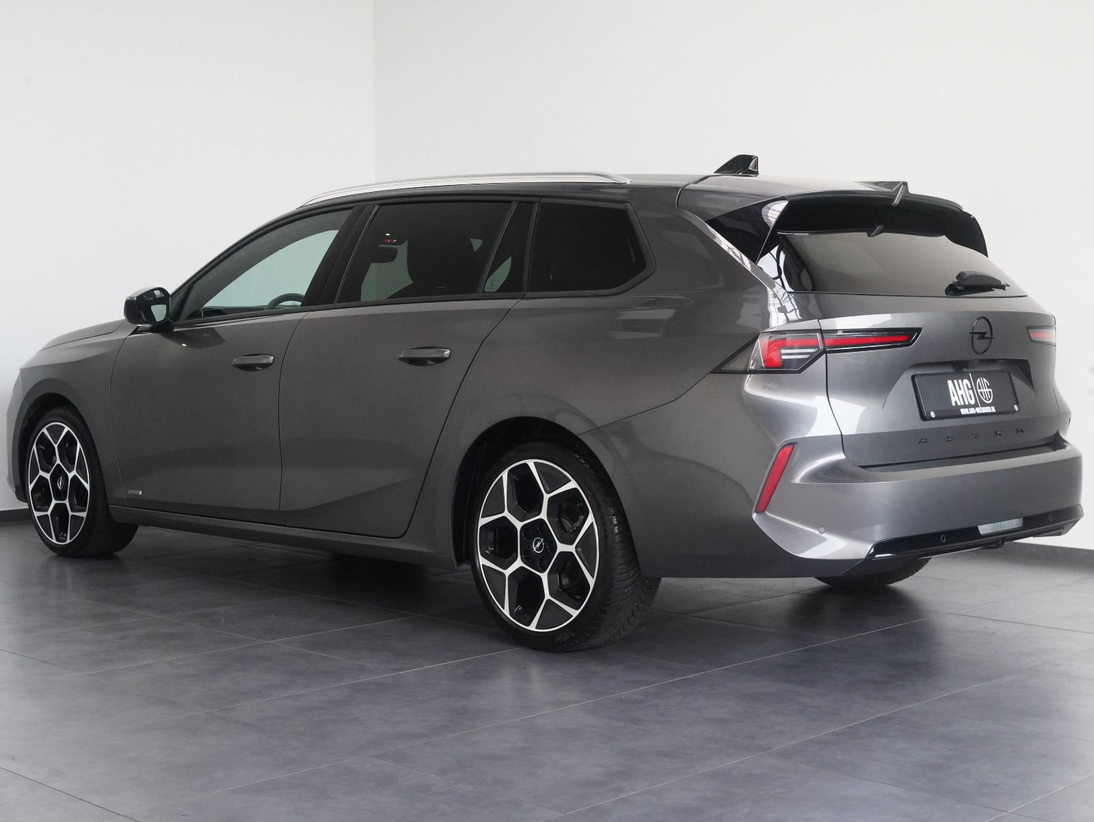 Fahrzeugabbildung Opel Astra L 1.5 Diesel Sports Tourer GS Line PANO