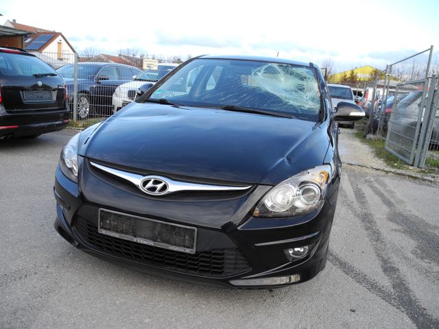 Hyundai i30 1.4 FIFA WM Edition *KLIMA*