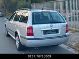 Skoda Octavia Combi Tour**TÜV**SERVICE*KLIMA** - Skoda Octavia aus 2006: Combi