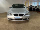 BMW 525 i Xenon Sitzheizung Navi Tempomat - silberne BMW 525