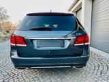 Mercedes-Benz E 220 CDI T AVANTG. Sportpaket, 1.Hd.,unfallfrei - Mercedes-Benz E 220: Cdi Sport