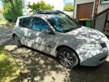 Renault Megane 1,9   dci   136 PS   - Renault Megane aus 2006 mit Diesel-Antrieb