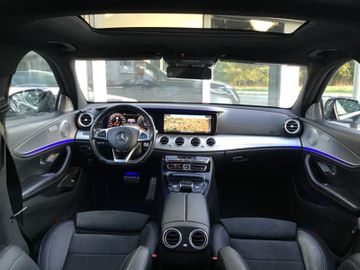 Mercedes E 220 - 2