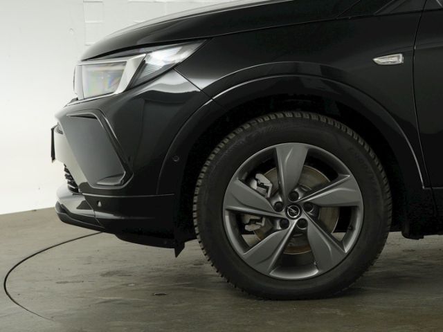 Grandland GSe 4X4 PHEV AT+AHK+NAVI+360 GRAD KAME