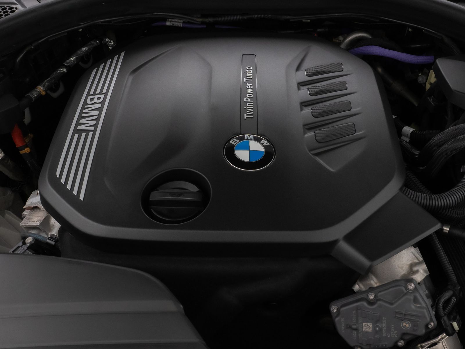 Fahrzeugabbildung BMW 320d Kamera HUD DAB AHK Alarm Sport Leder Ad.LED