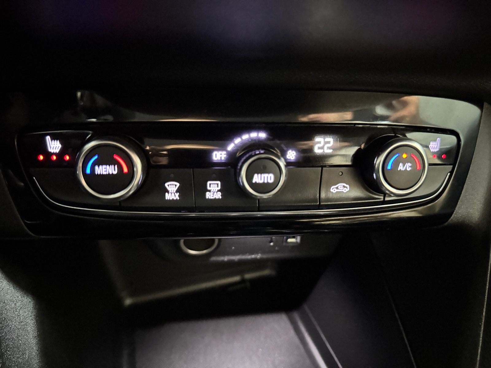 Fahrzeugabbildung Opel Corsa 1.2 AUTOMATIK ELEGANCE NAVI KAMERA VIRTUAL