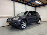 Toyota RAV 4 2,2-l-D-4D 4x4 Executive Automatik LEDER - Toyota RAV 4 mit Diesel-Antrieb: Allradantrieb, Geländewagen
