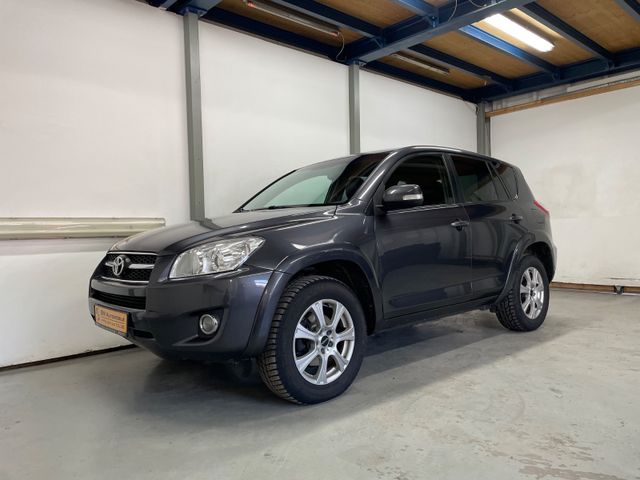 Toyota RAV 4 2,2-l-D-4D 4x4 Executive Automatik LEDER