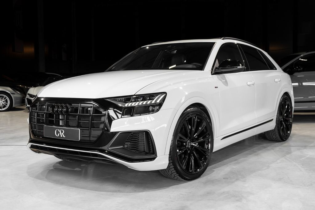 Image of Audi Q8