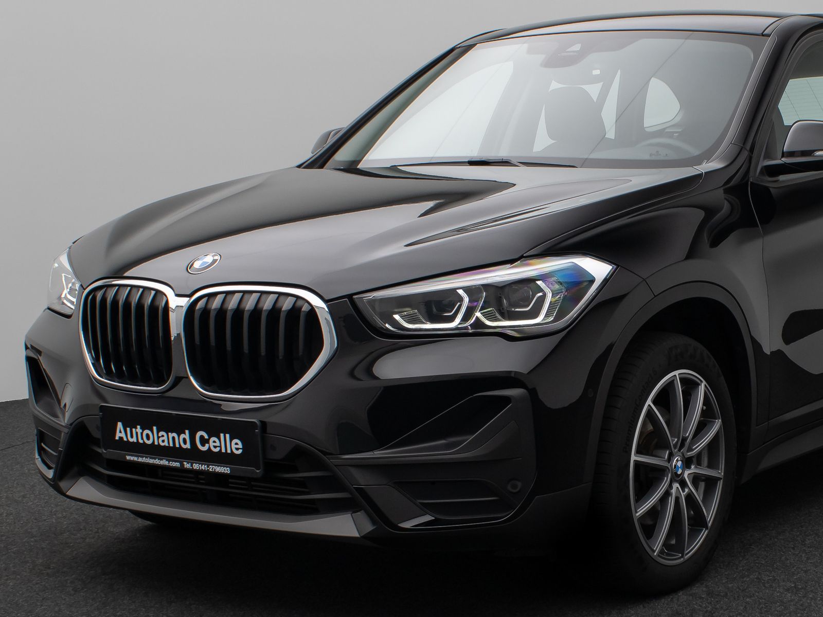 Fahrzeugabbildung BMW X1 sD18i Parkassistent DAB Sportsitz LED 18Zoll