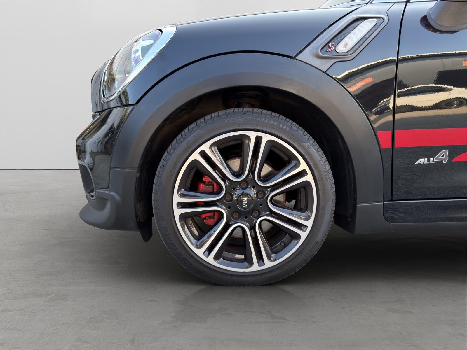 MINI Countryman Cooper S All4 John Cooper Works